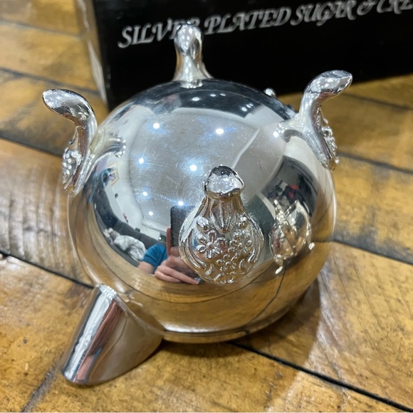 Vintage | Elegance | Silver Plated Sugar and creamer set - Picture 7 of 14